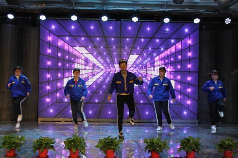 亚洲AV日韩AV石榴